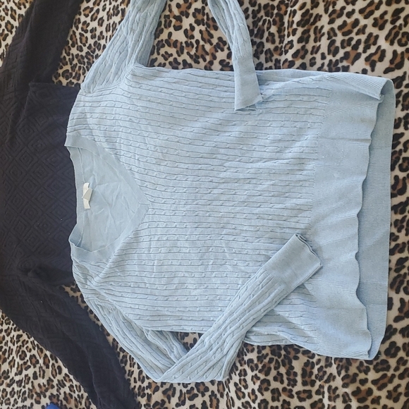 Clothing bundle size small - Picture 6 of 9